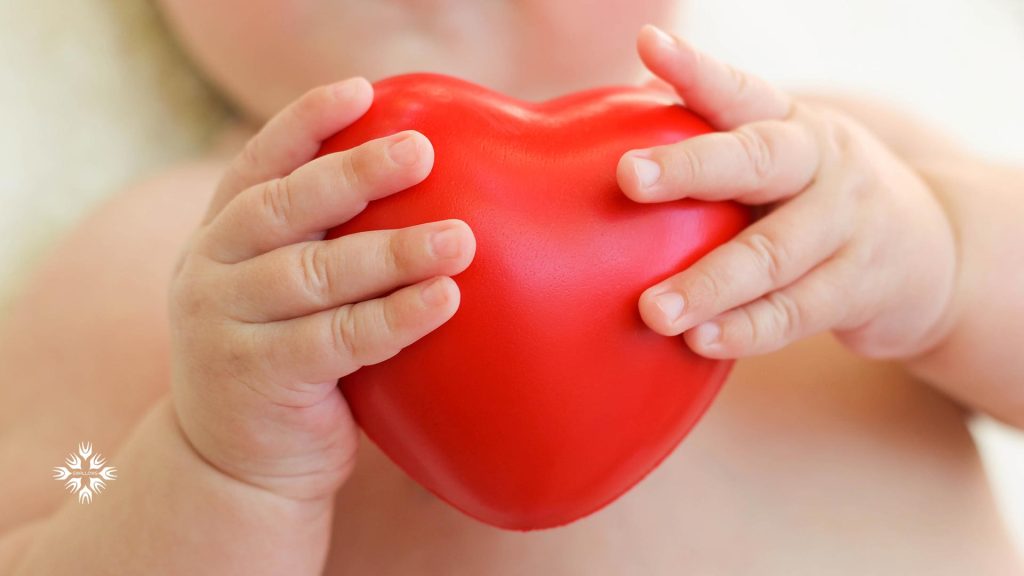 علائم و نشانه های بیماری قلبی مادرزادی
